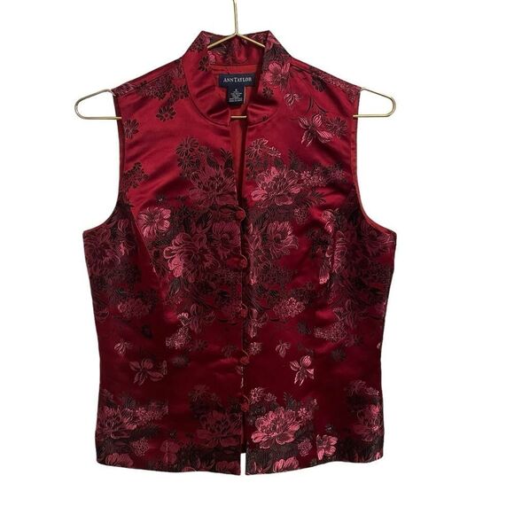 Ann Taylor Jackets & Blazers - Ann Taylor Silk Blend Maroon Floral Sleeveless Vest Size 6